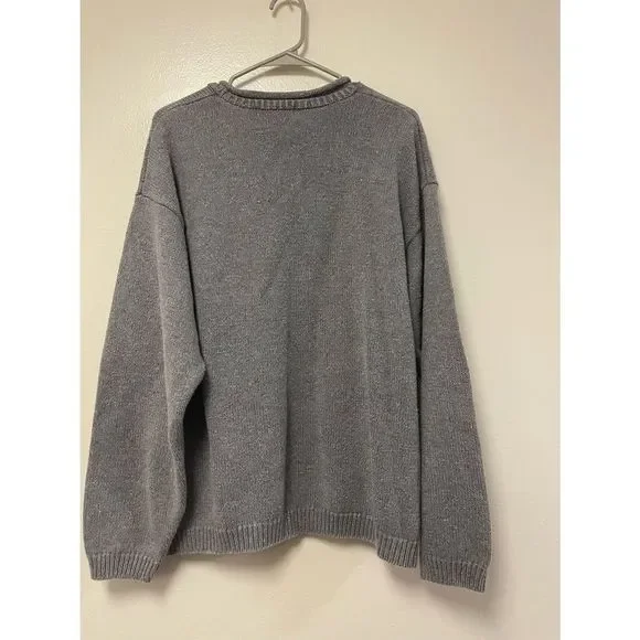 Old Navy Gray Crewneck Sweater with Ribbed Trim - Picture 2 of 3